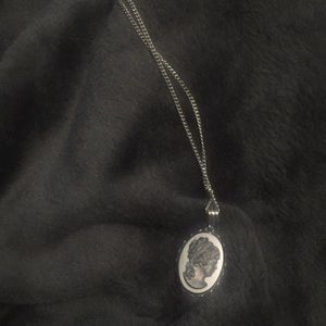 Vintage Mirrored Cameo Necklace